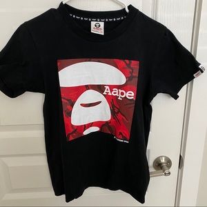 Red Aape T-shirt